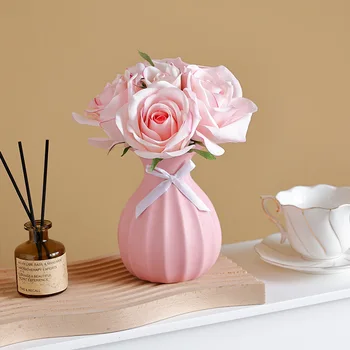 Dirbtinių Gėlių Jaustis Drėkinamasis Rožių Puokštė Vestuvių Nuotaka, Turintis Gėlių Home Hotel Valgomasis Stalas Korėjos Rožių Dekoracija