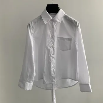 Pavasarį ir vasarą naujas minimalistinis atgal nėriniai-up marškinėliai kvėpuojantis vyresnysis atgal didelių ritininės dizaino mados prasme, yra stiprus